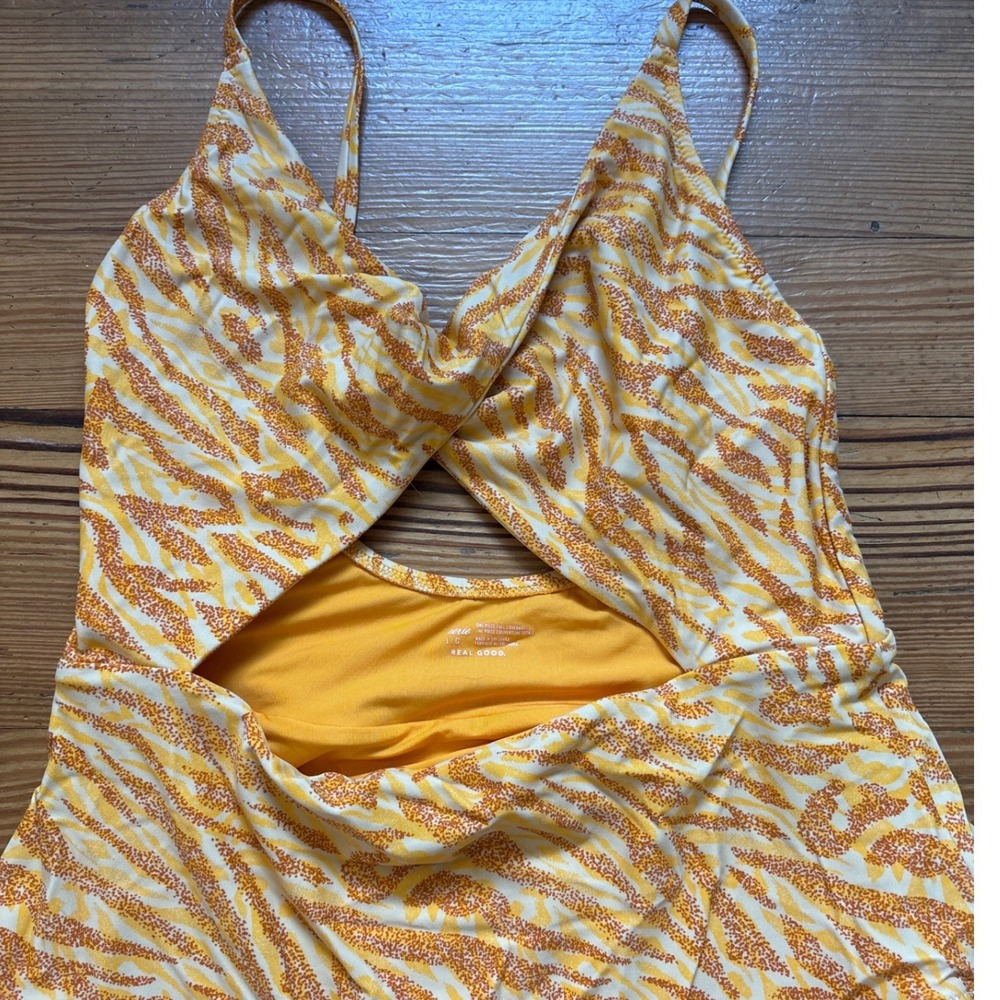 Aerie One Piece Swimsuit Women Yellow Orange Zebra Print Cutout SIZE L - Picture 2 of 5
